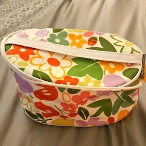 Clinique Ladybug Pastel Floral Cosmetic Bag‎